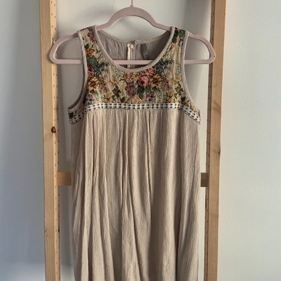 ENTRO Floral & Beige Mini Dress - Picture 1 of 2